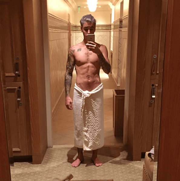 Justin Bieber naked selfie